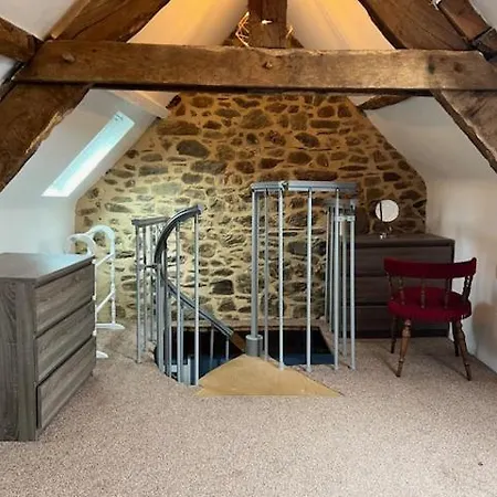 La Petite Maison, Ideal Pour Velo,Pied,Peche,Relax Mur-de-Bretagne Exterior photo