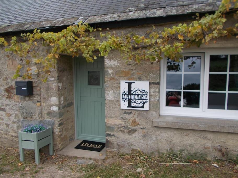 La Petite Maison, Ideal Pour Velo,pied,peche,relax Mur-de-Bretagne